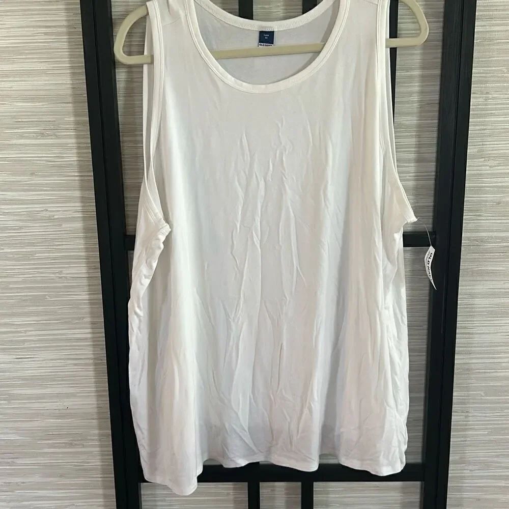 NWT Old Navy Luxe Classics scoop neck white Viscos tank size 3X